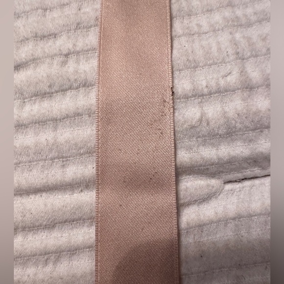 Alice + Olivia Dominique Heels - Size 39 (US 9) - Picture 14 of 16